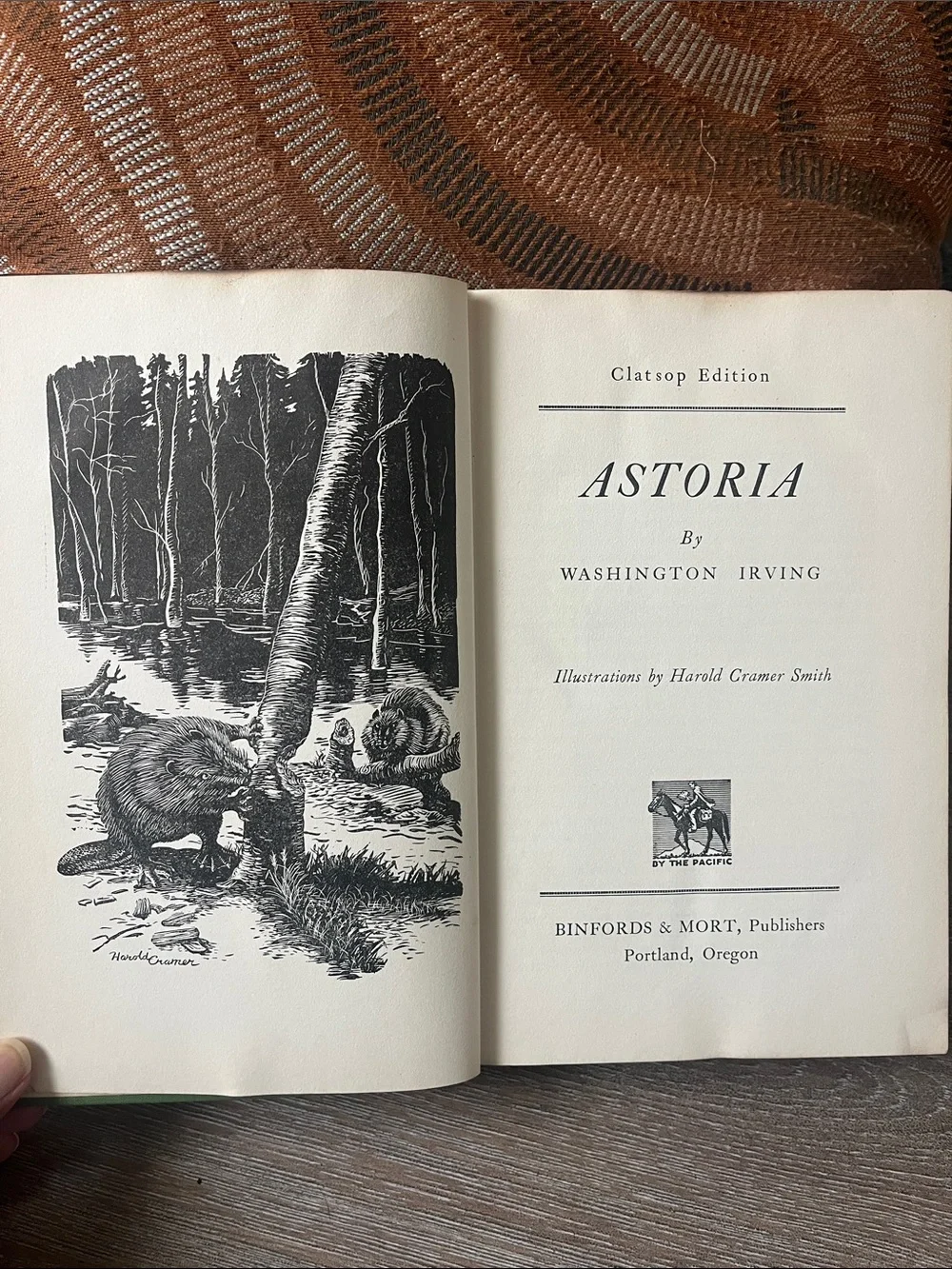 Astoria by Washington Irving - Green Clothbound Hardcover